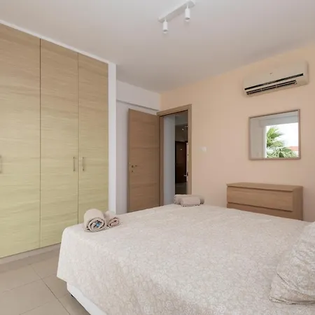 Narcissos 'nissi Beach' A8 * Ayia Napa