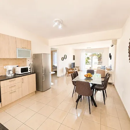 Narcissos 'nissi Beach' A8 * Ayia Napa