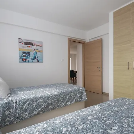 Апартаменты Narcissos 'nissi Beach' A8 *